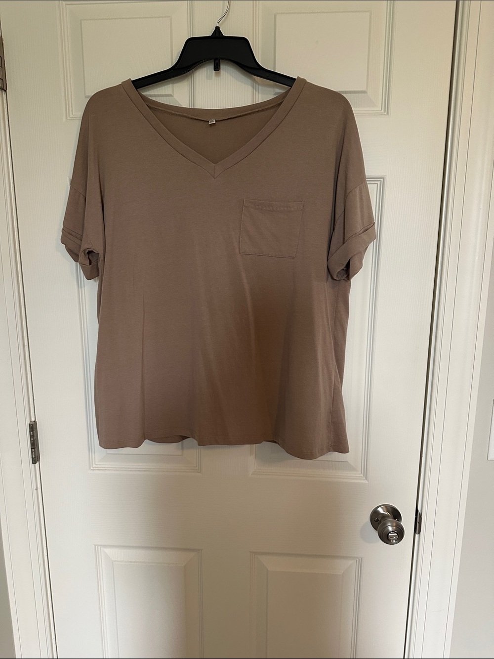 NWOT Basic V-Neck Pocket Tee in Taupe